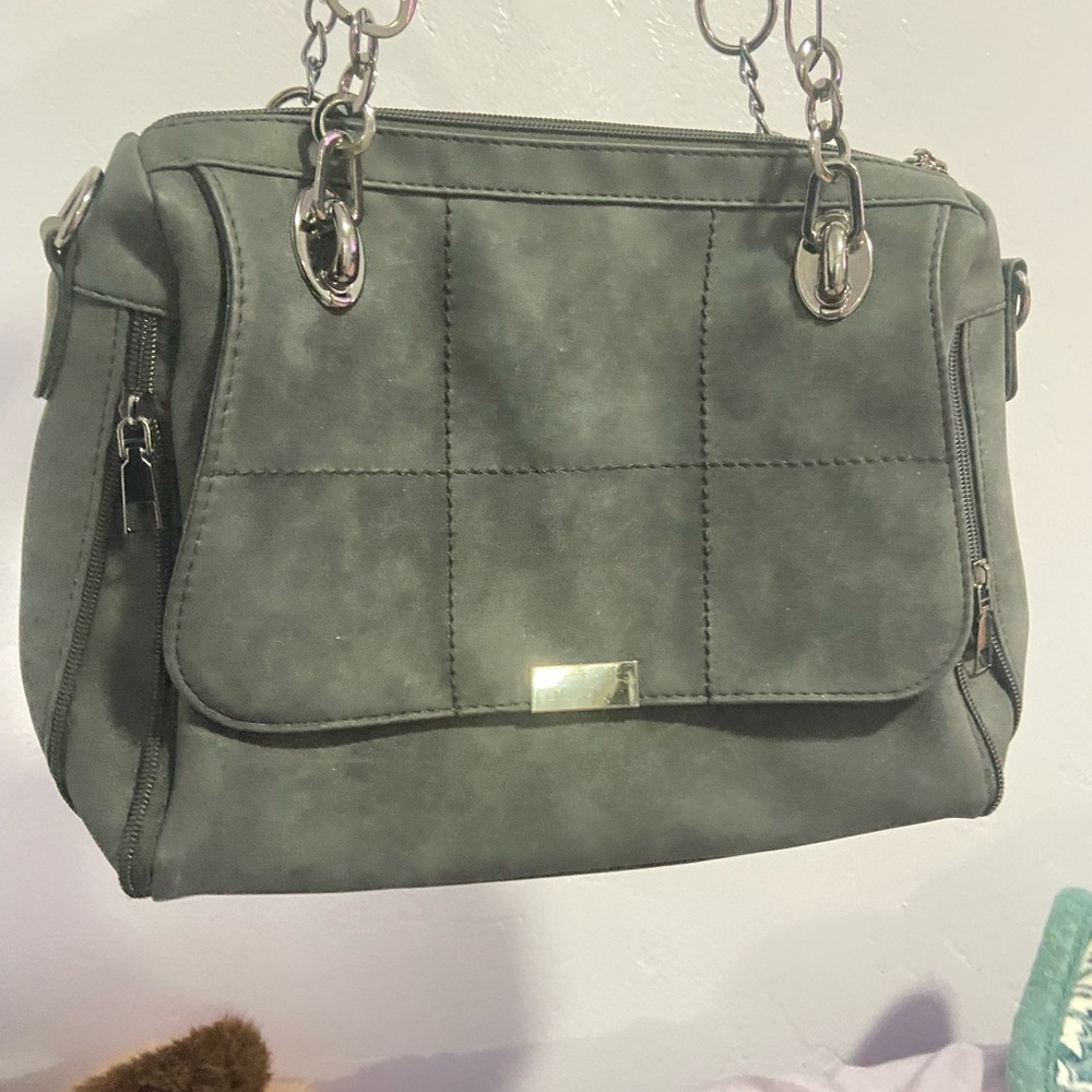 Elegant Gray Handbag